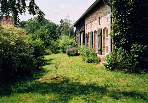 Südseite und Garten